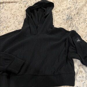 Alo Muse cropped Black Ribbed Hoodie
